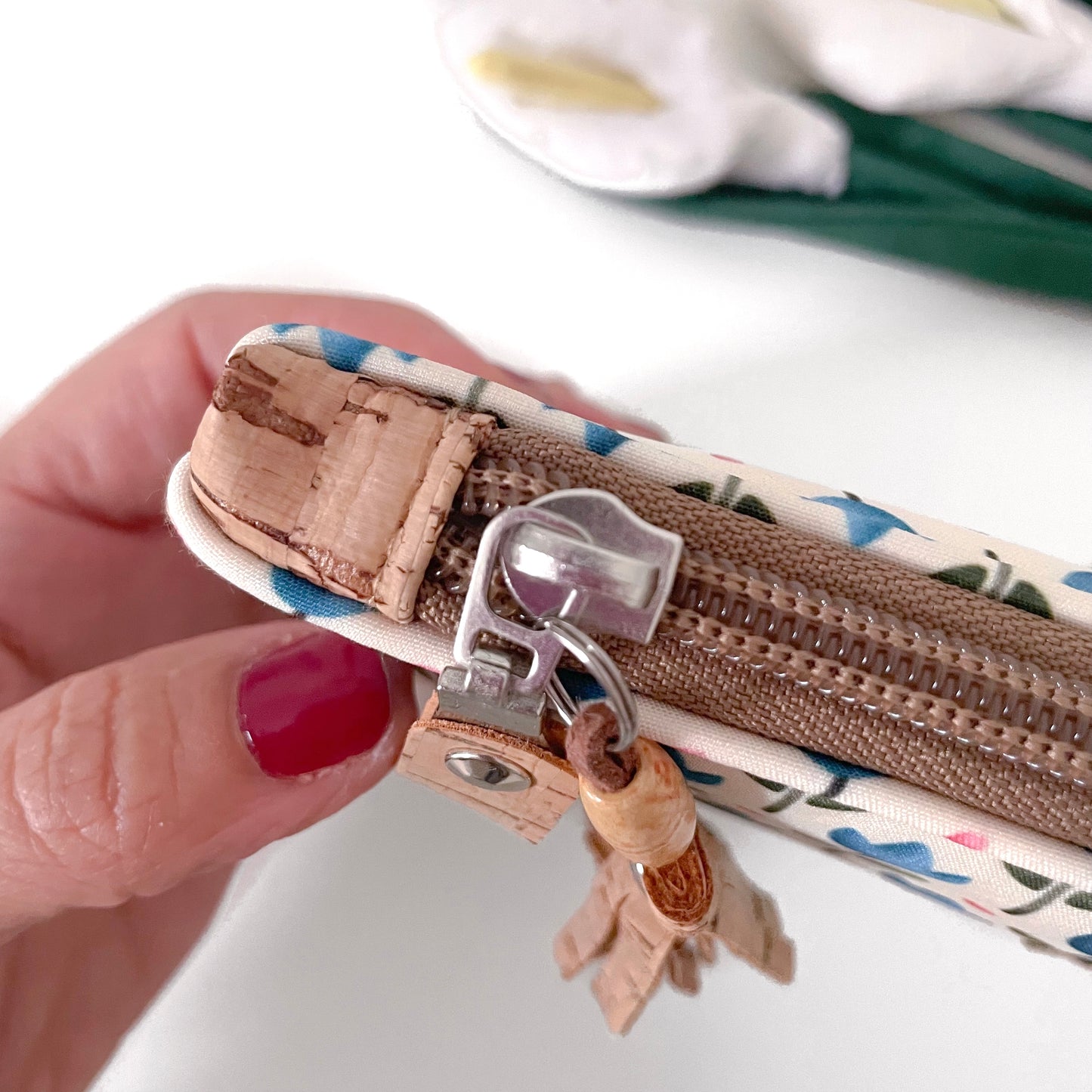 ASTUCCIO FLUFFY TULIPANI BLU