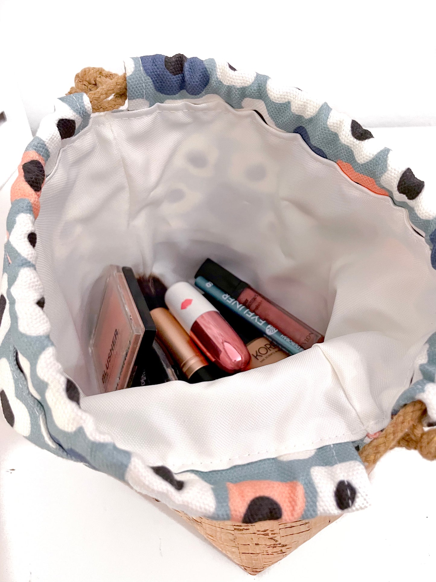 TROUSSE OLIVIA FIORI BASE MENTA