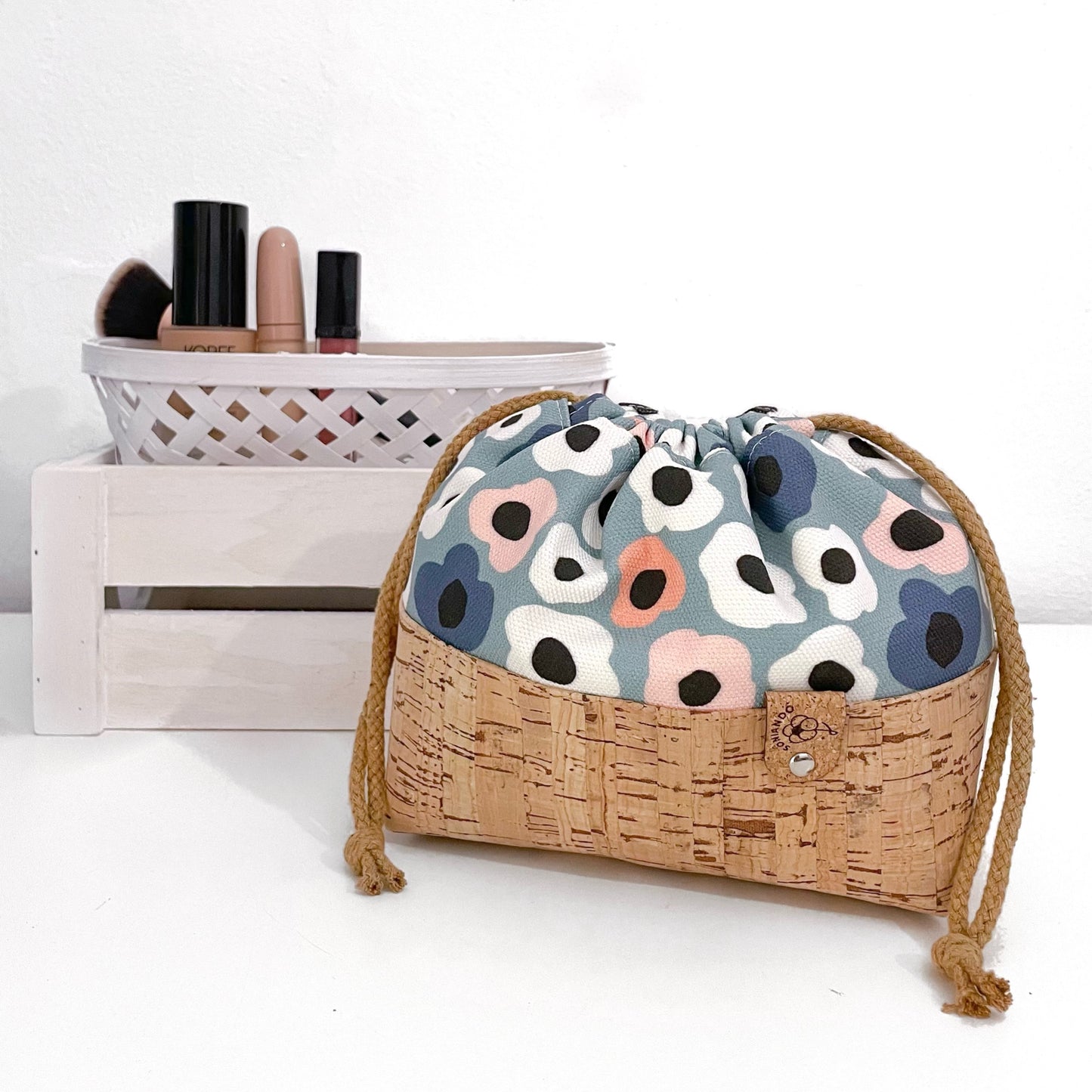 TROUSSE OLIVIA FIORI BASE MENTA
