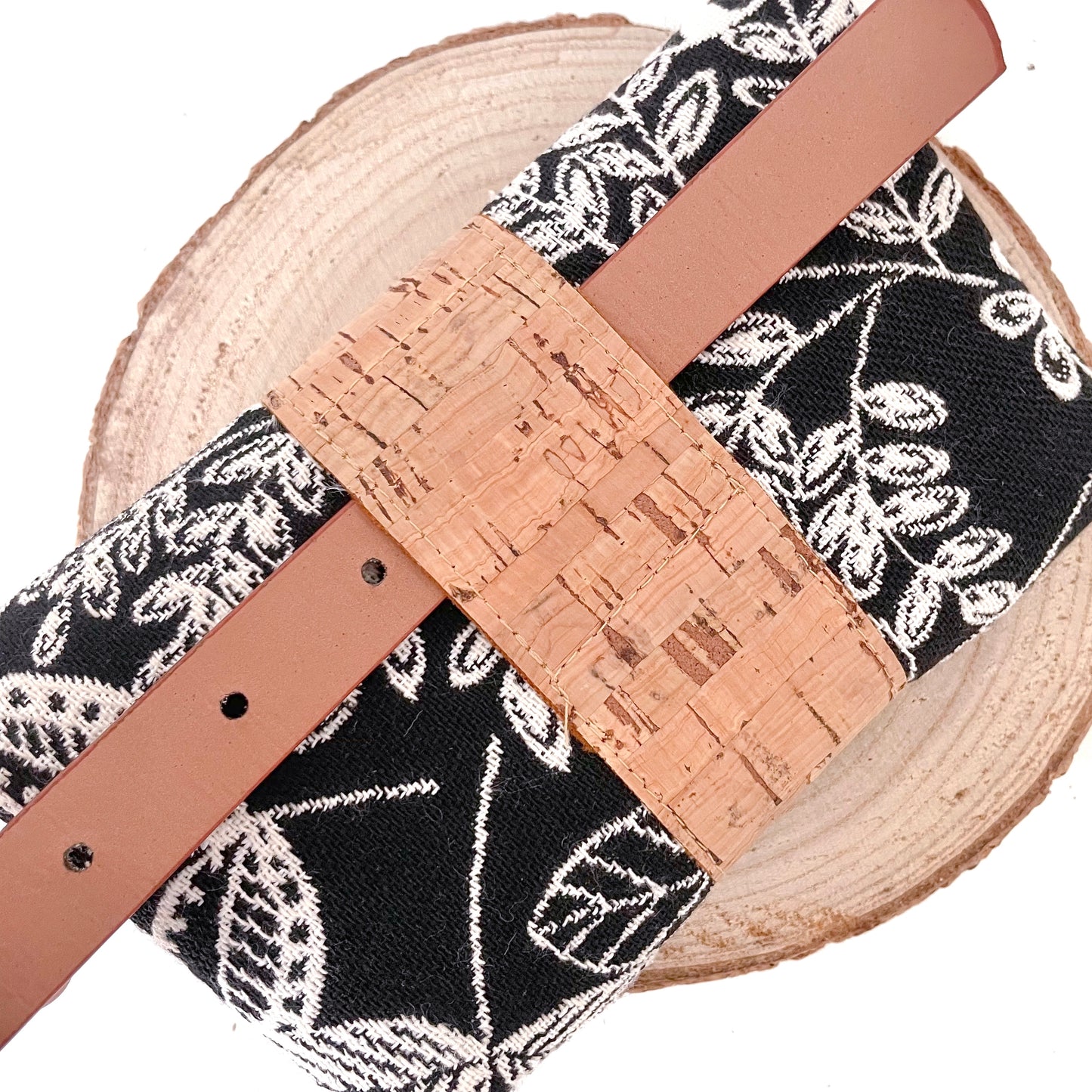 PORTAFOGLIO CINTURA NERO FOGLIE