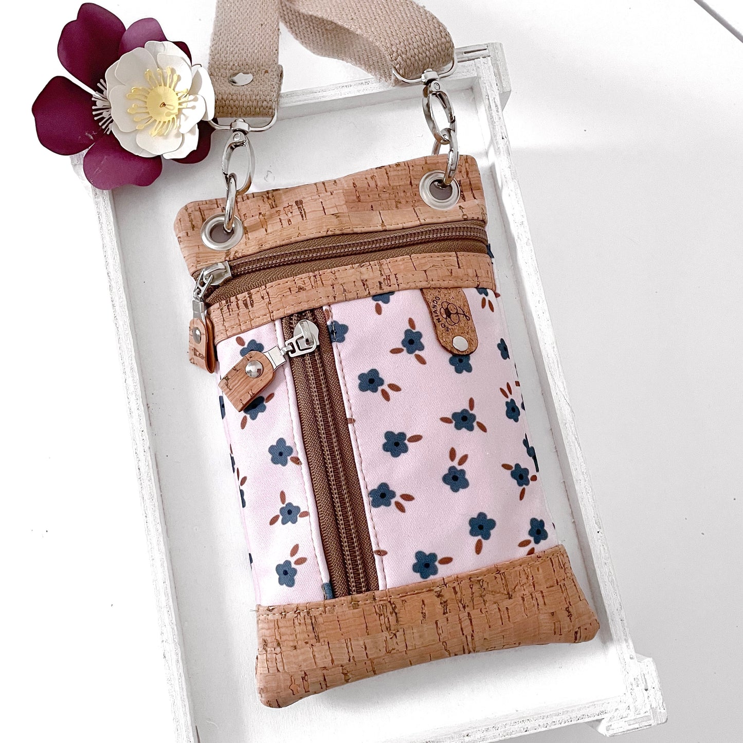 BORSA PORTA CELLULARE FIORI