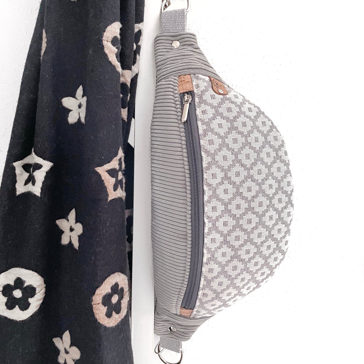 MARSUPIO GRIGIO FANTASIA