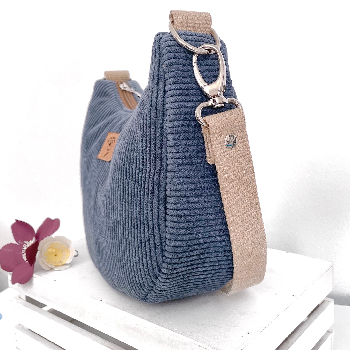 BORSA MEZZALUNA AVIO
