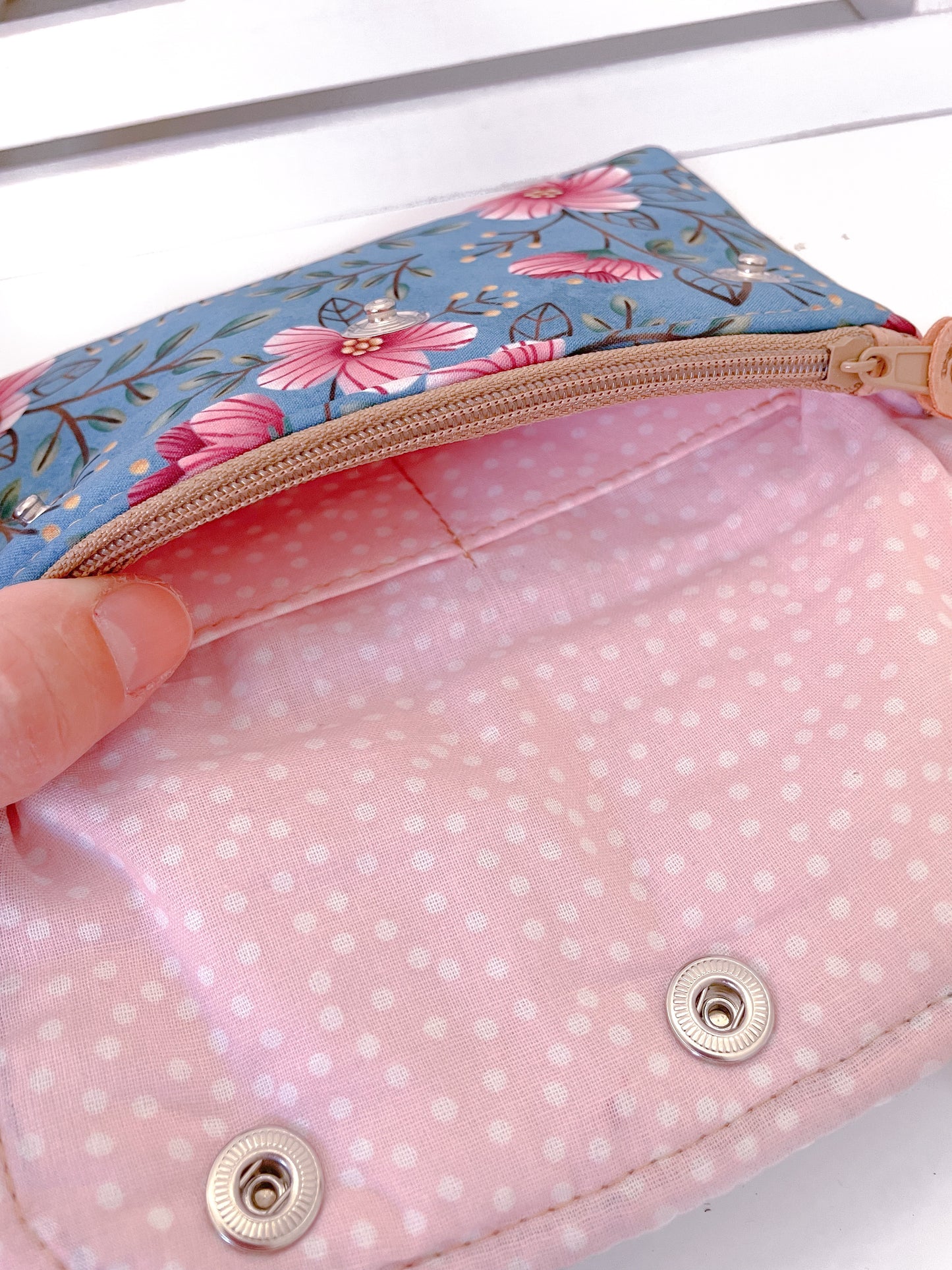 PORTAFOGLIO CINTURA FIORI ROSA