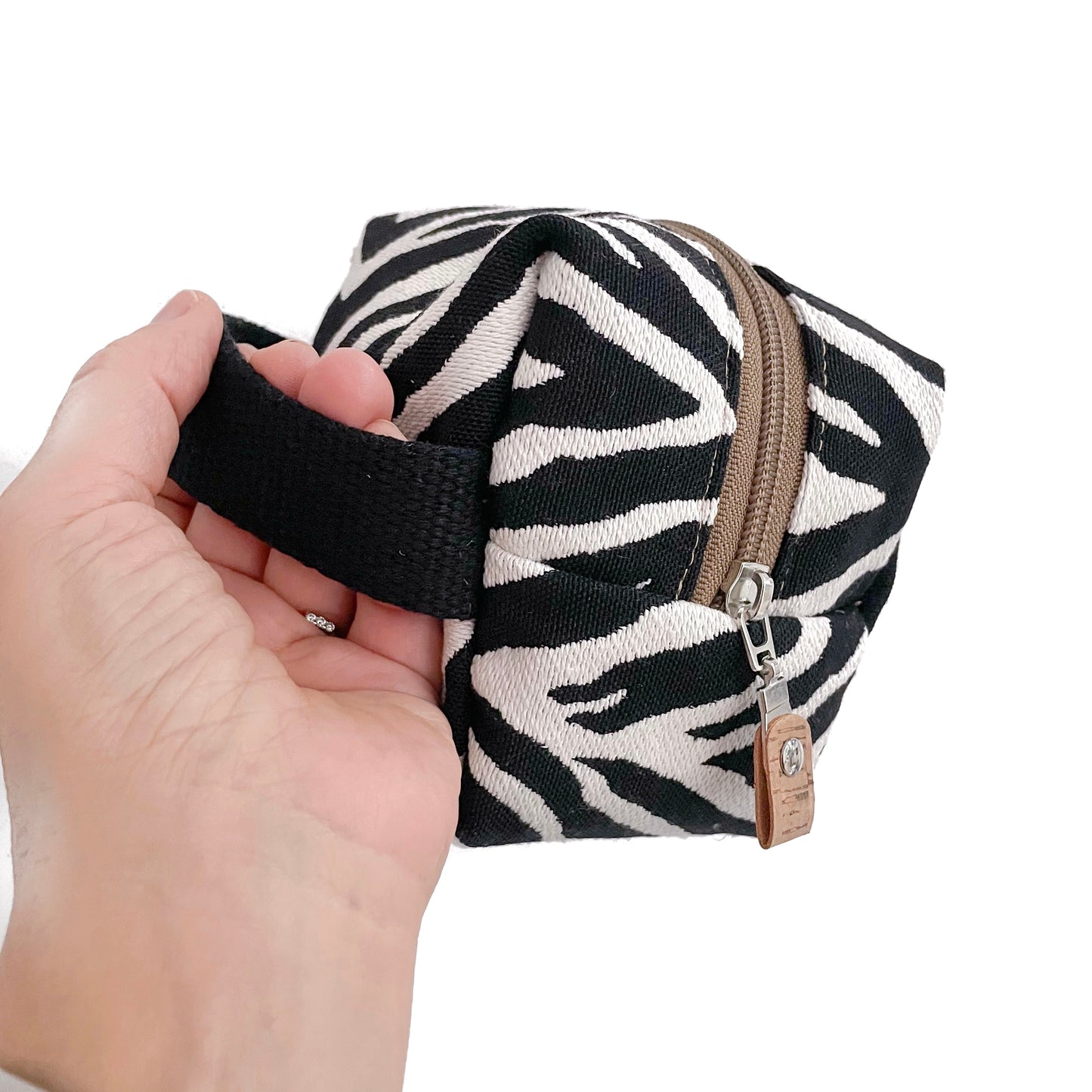 ASTUCCIO CUBO ZEBRA